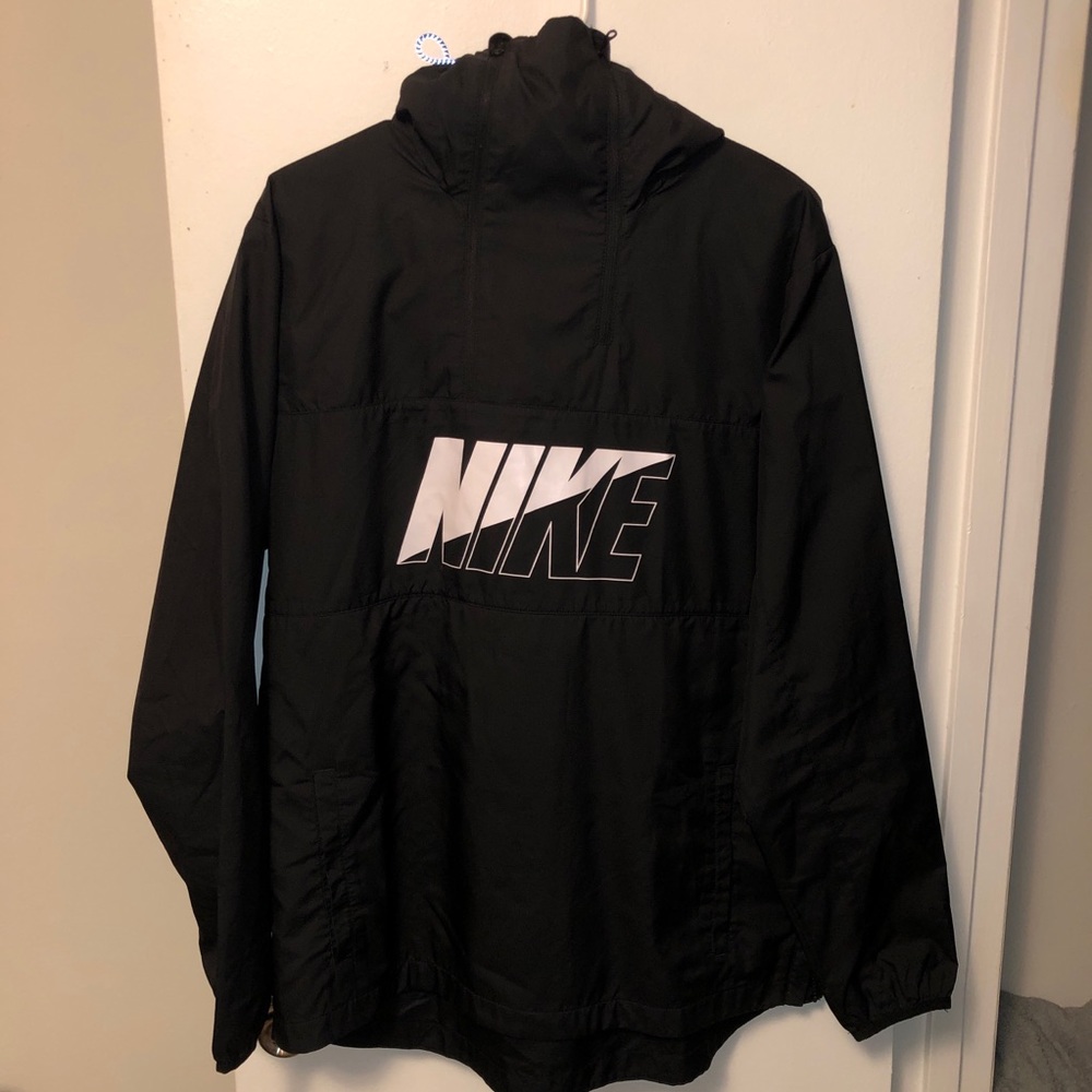 Nike zip up windbreaker jacket